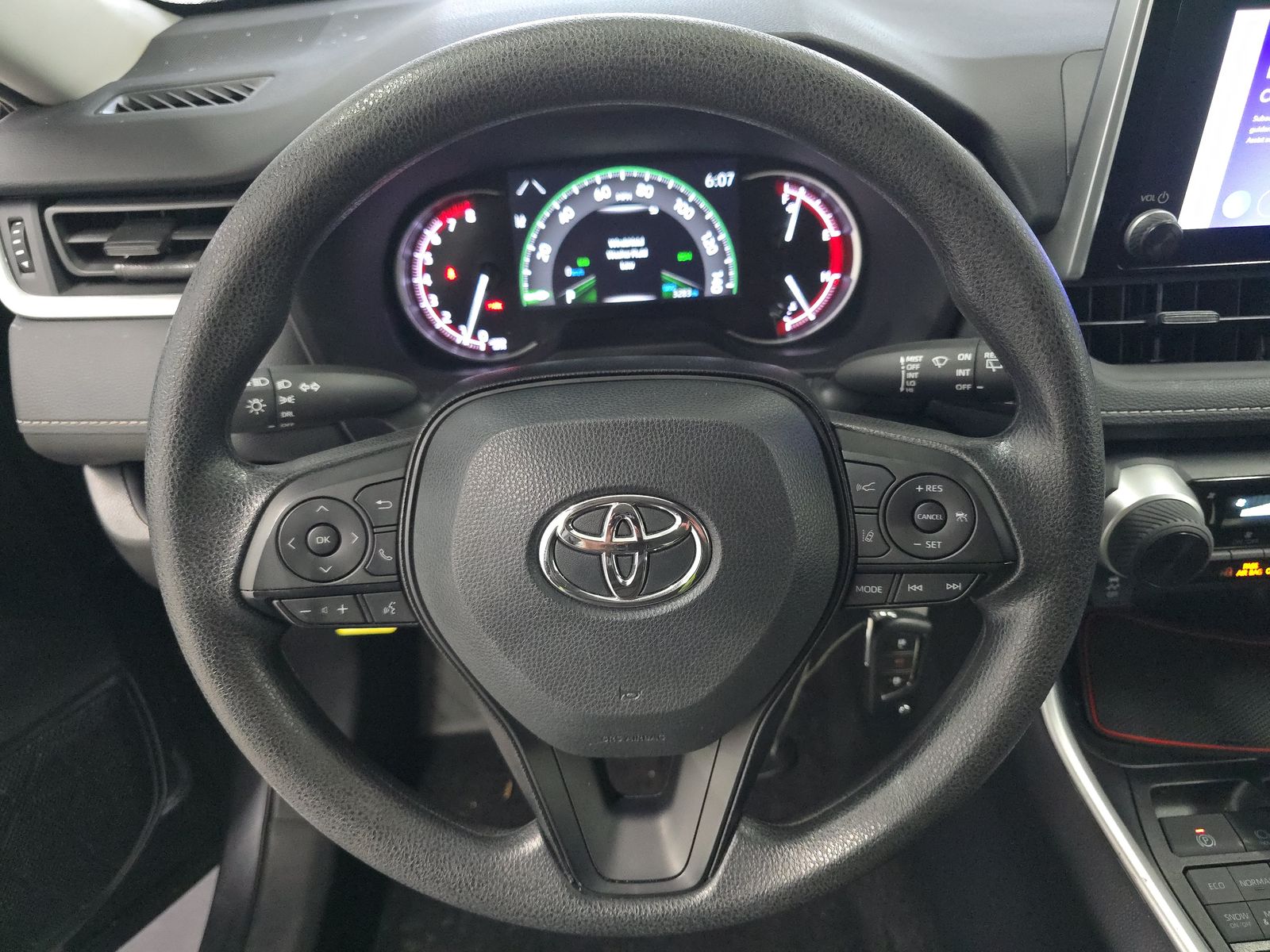 2025 Toyota RAV4 LE AWD