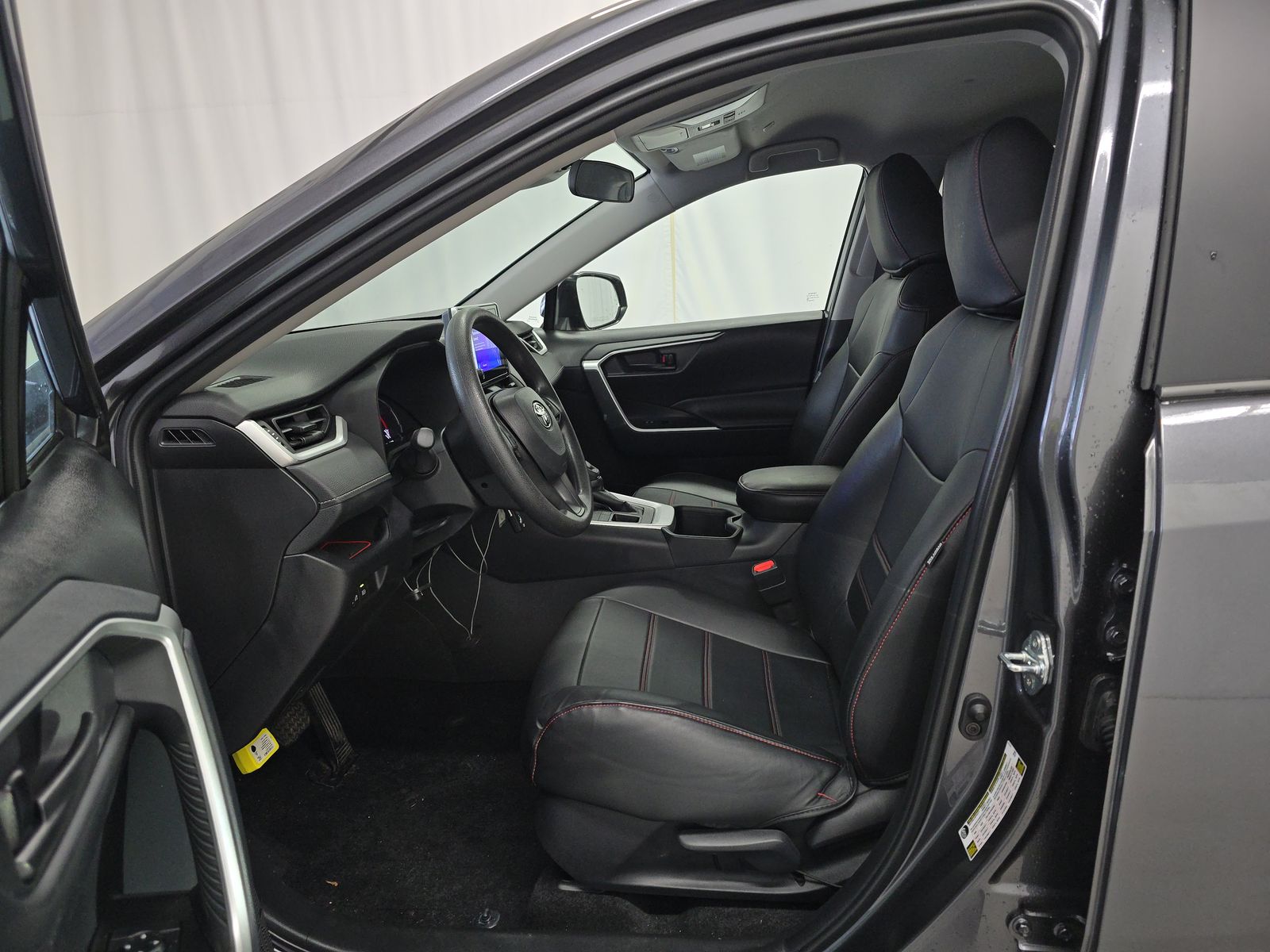 2025 Toyota RAV4 LE AWD