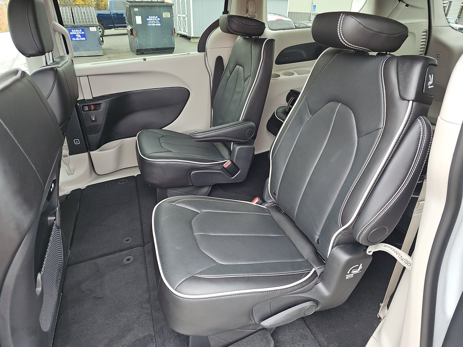 2024 Chrysler Pacifica Limited FWD