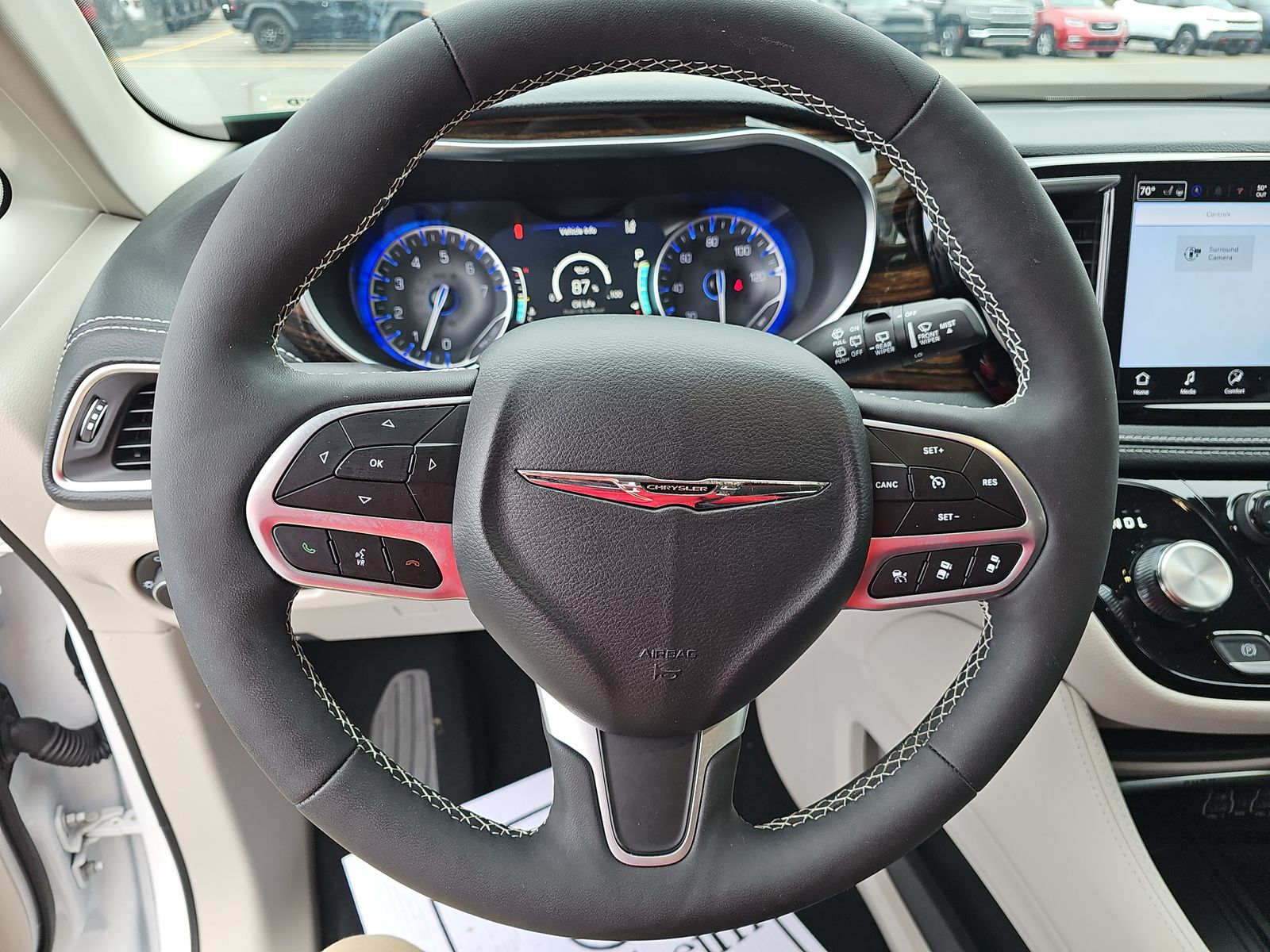 2024 Chrysler Pacifica Limited FWD