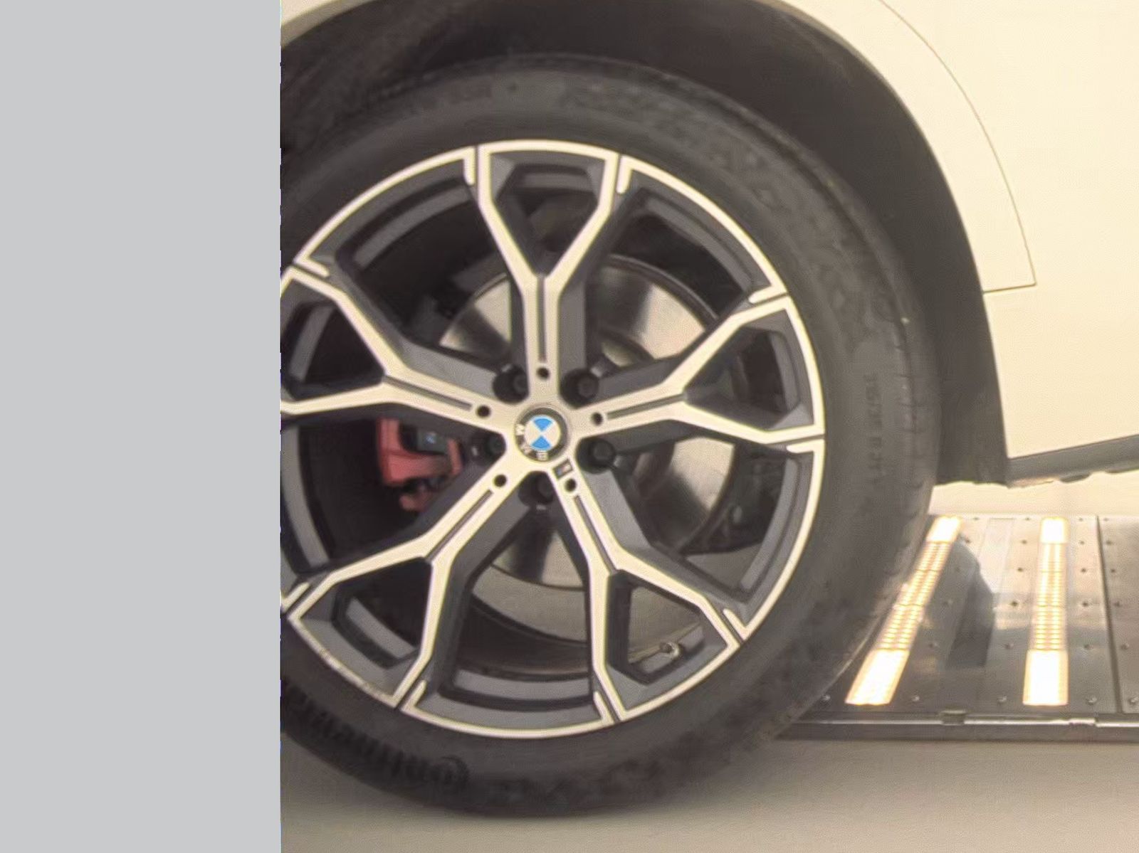 2022 BMW X5 xDrive40i AWD