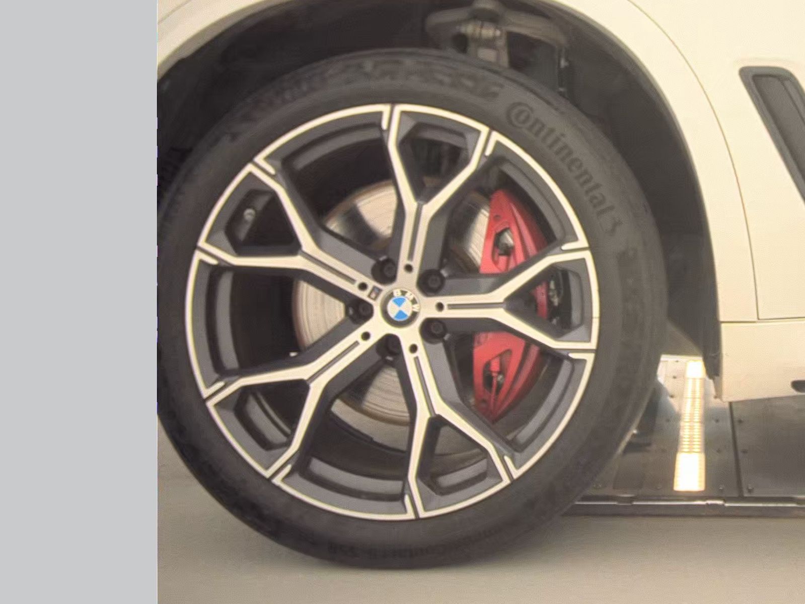 2022 BMW X5 xDrive40i AWD