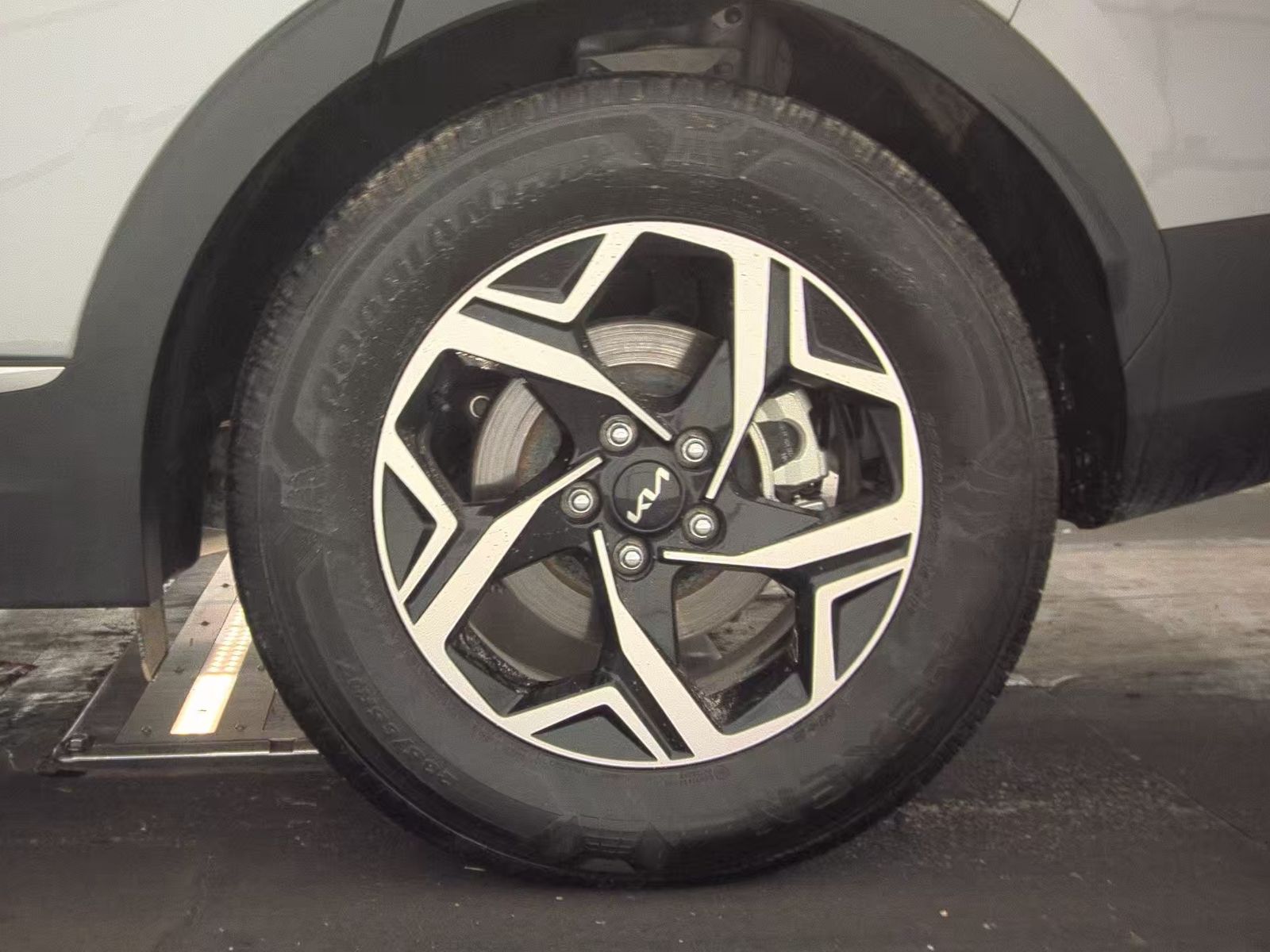 2025 Kia Sportage LX FWD