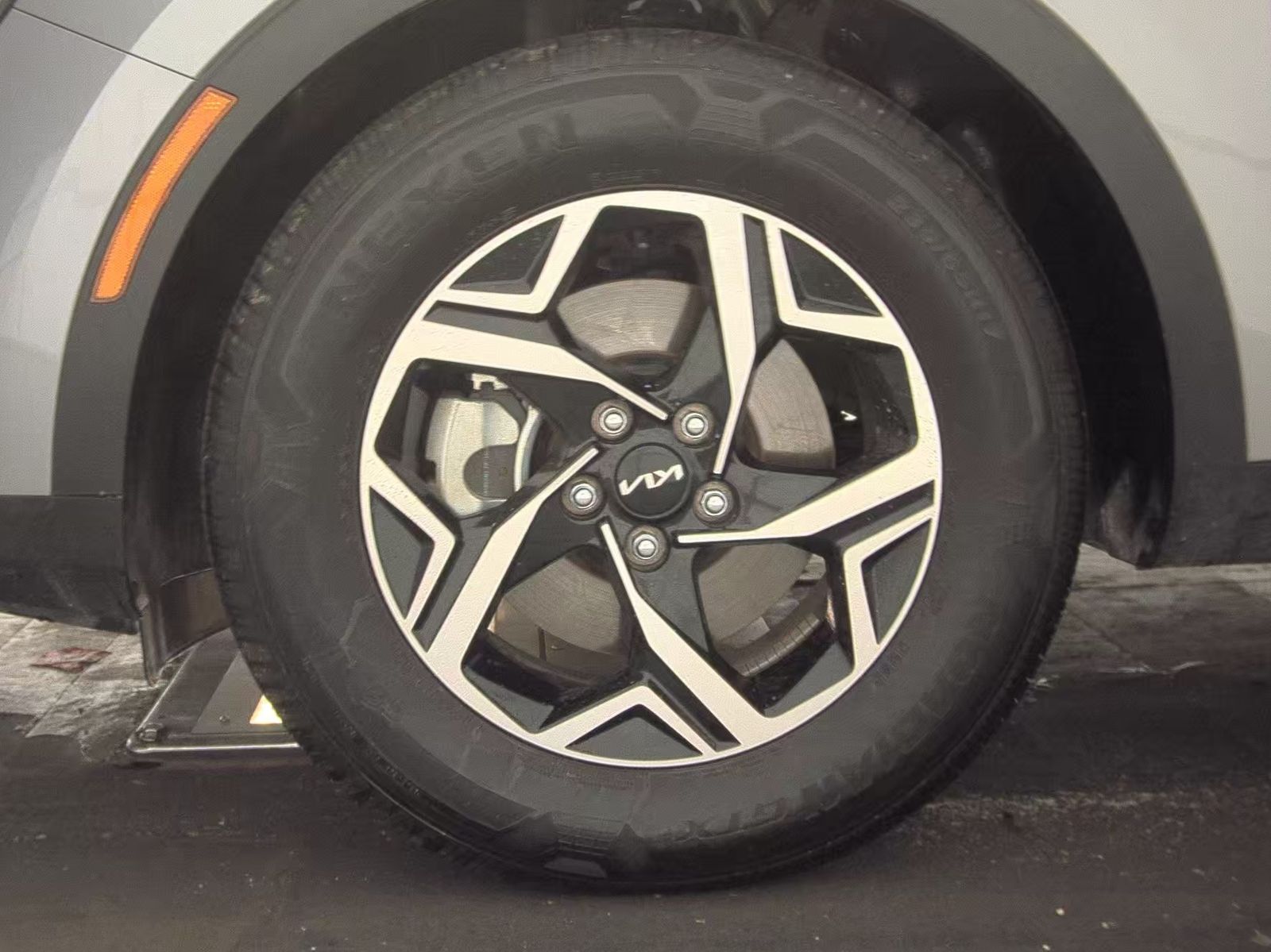 2025 Kia Sportage LX FWD