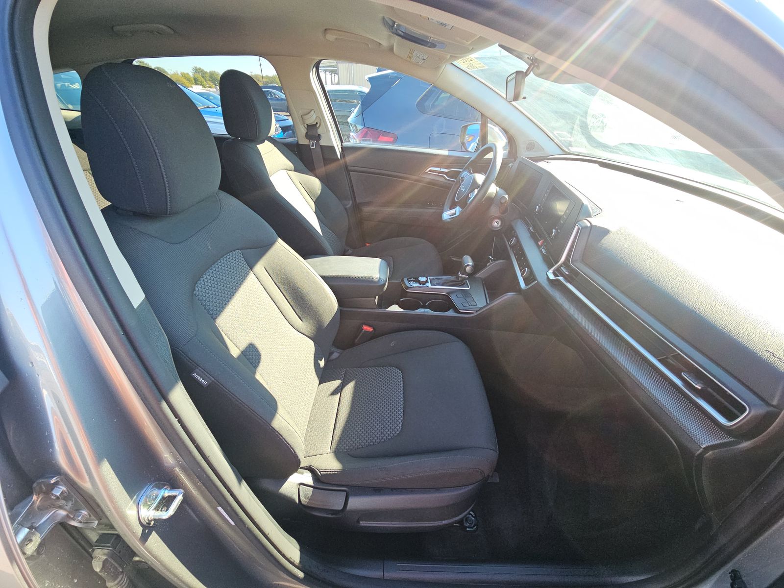 2025 Kia Sportage LX FWD