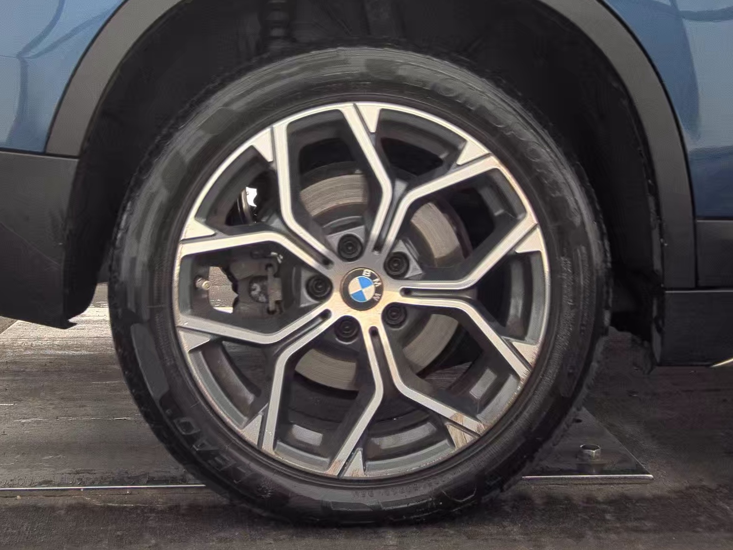 2022 BMW X1 sDrive28i FWD