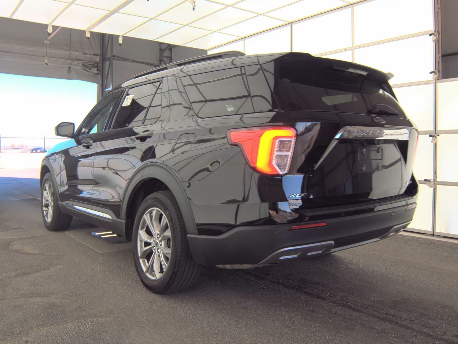 2022 Ford Explorer XLT AWD