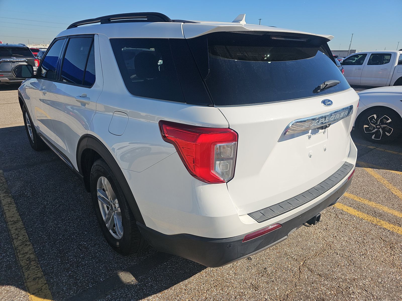 2022 Ford Explorer XLT RWD