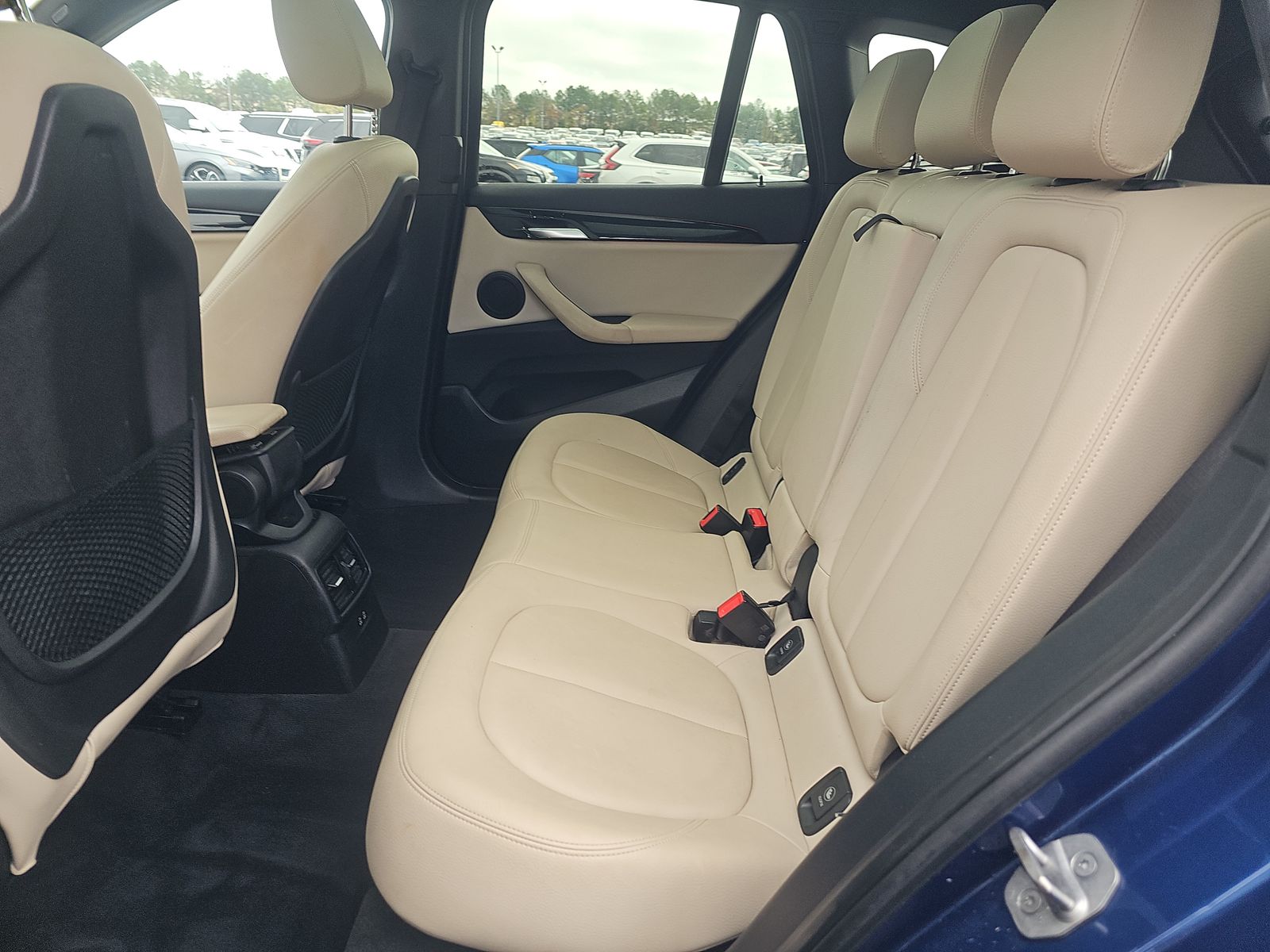 2022 BMW X1 sDrive28i FWD