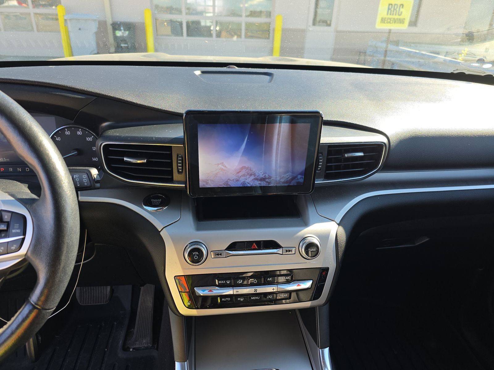 2022 Ford Explorer XLT AWD