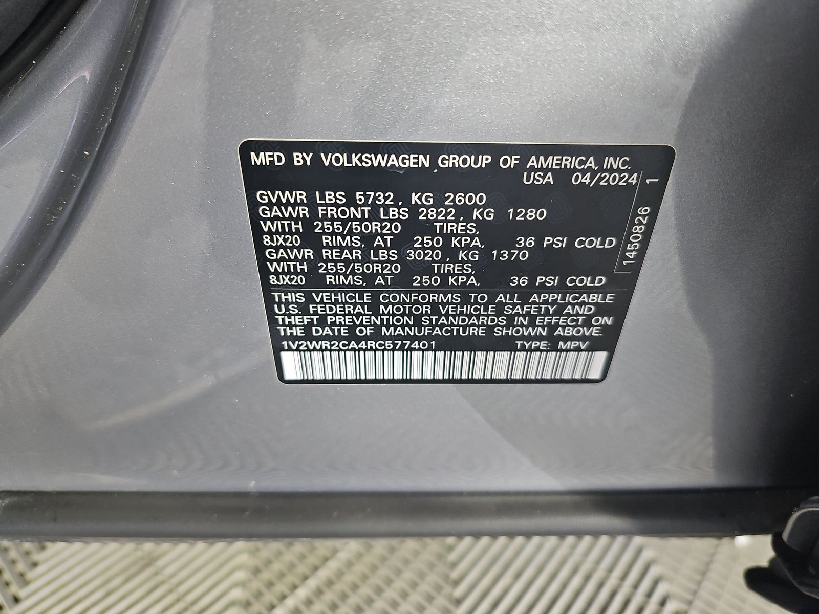 2024 Volkswagen Atlas 2.0T SE FWD