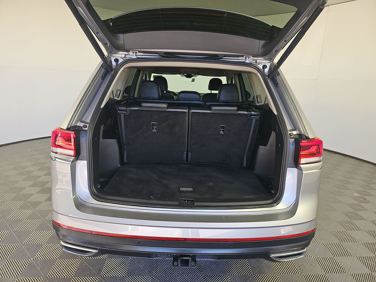 2024 Volkswagen Atlas 2.0T SE FWD