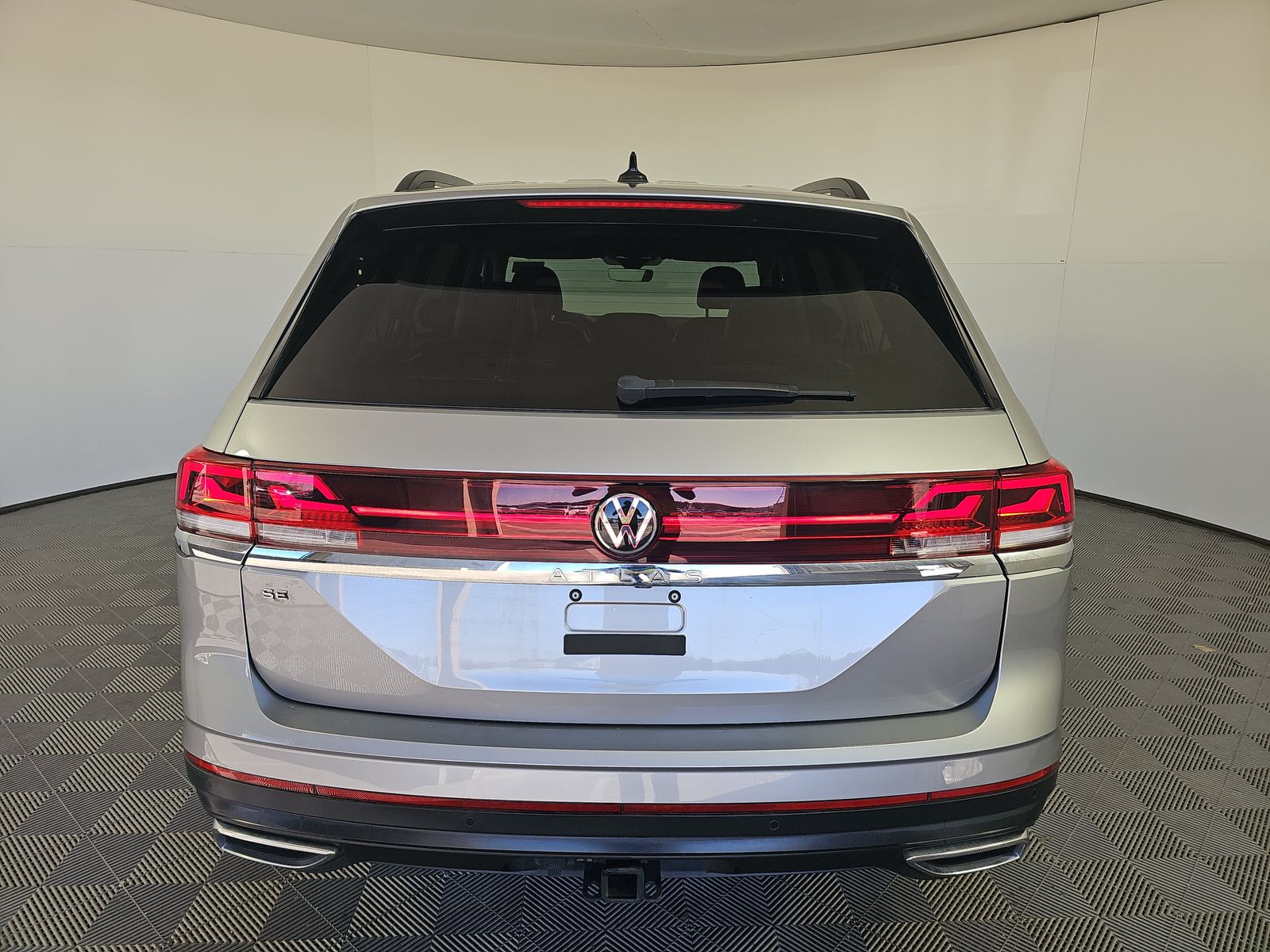 2024 Volkswagen Atlas 2.0T SE FWD