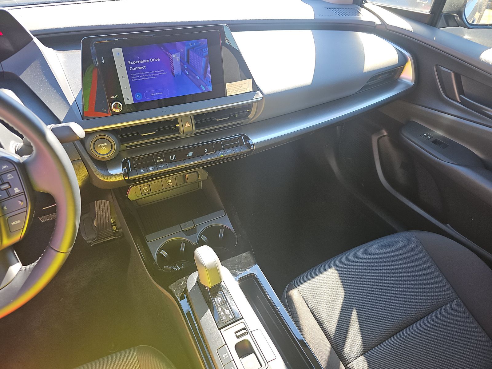 2025 Toyota Prius LE FWD