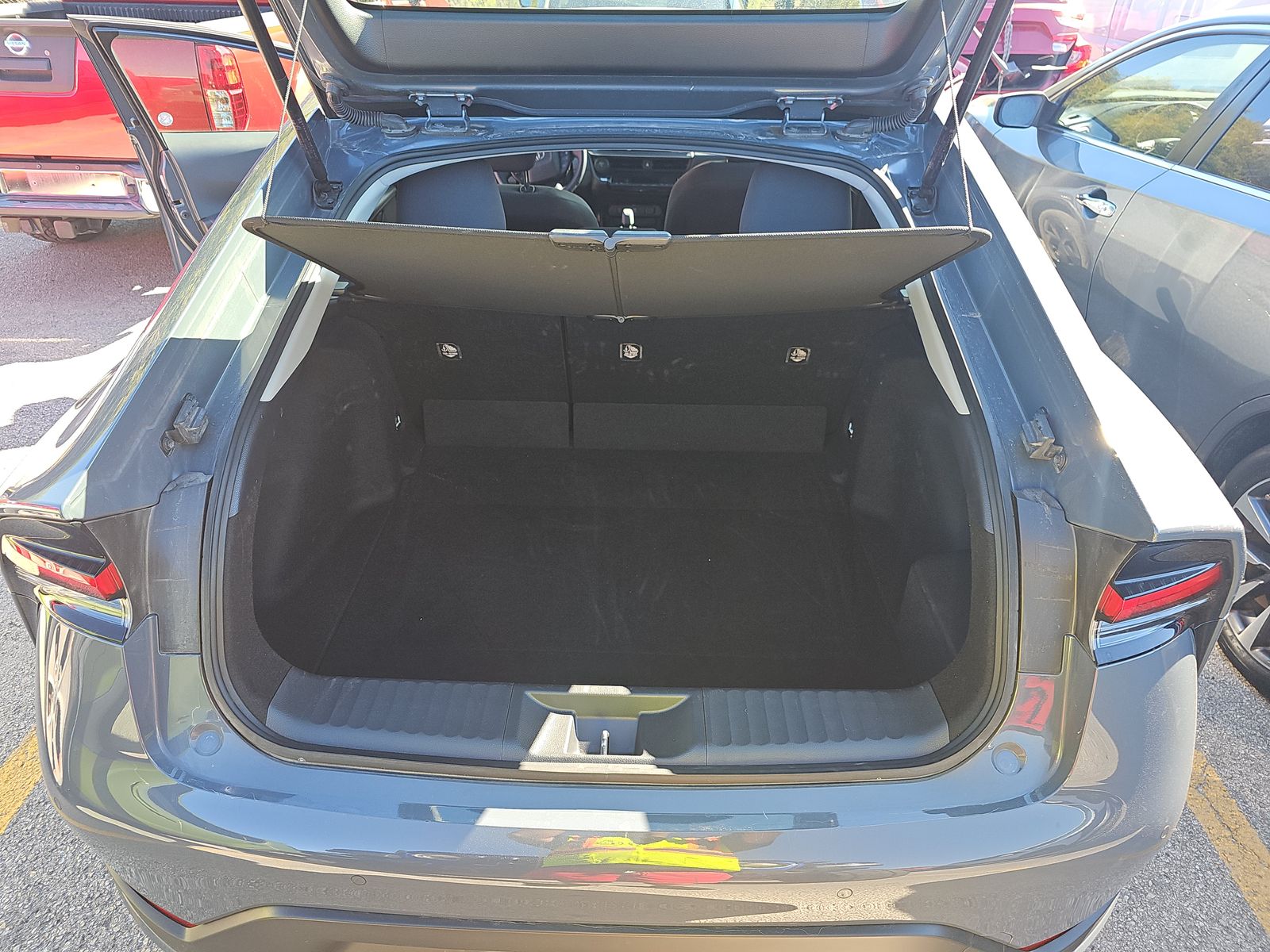 2025 Toyota Prius LE FWD