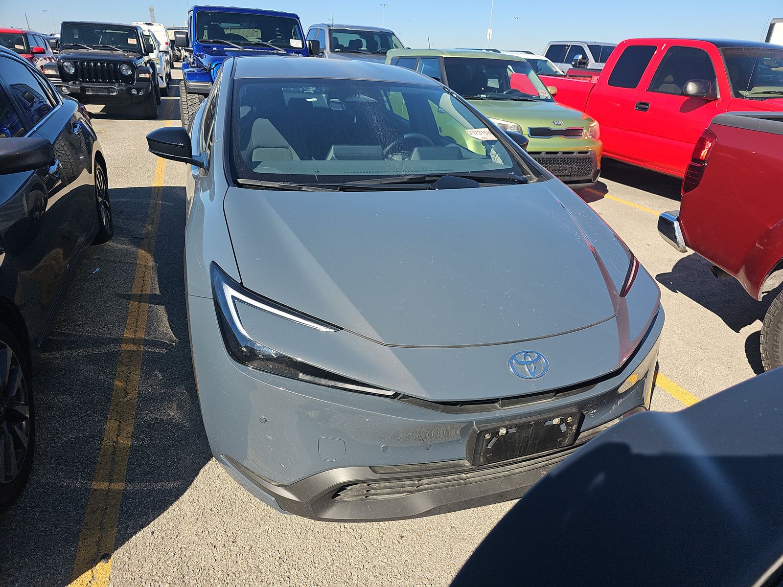 2025 Toyota Prius LE FWD