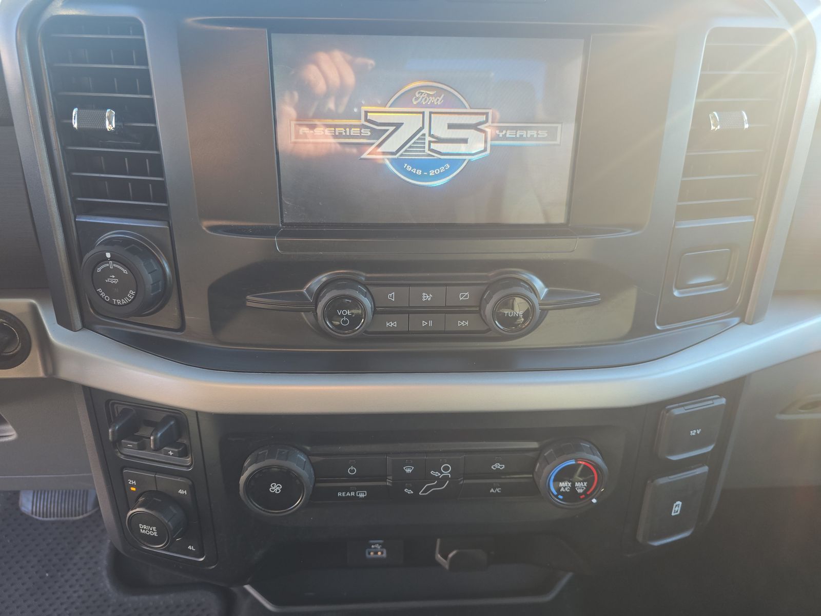 2023 Ford F-150 XLT AWD