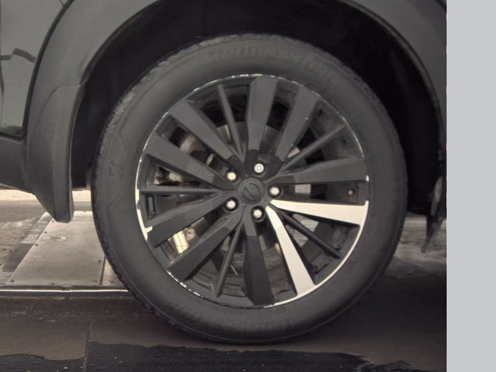 2024 Nissan Pathfinder Platinum AWD