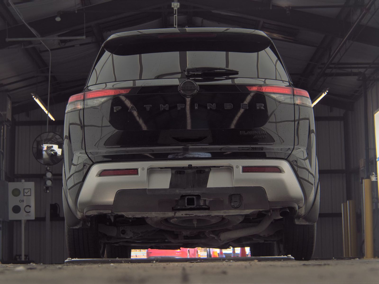 2024 Nissan Pathfinder Platinum AWD