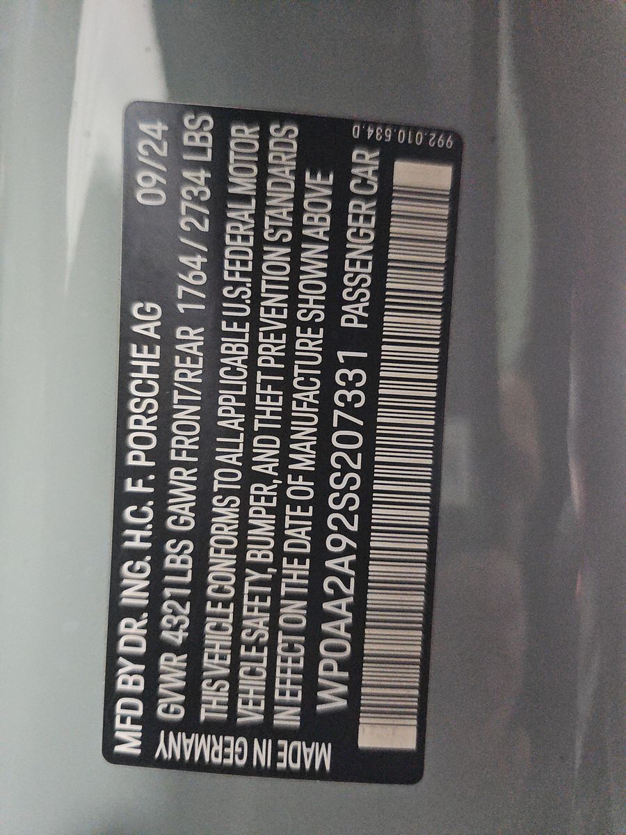 2025 Porsche 911 Carrera RWD