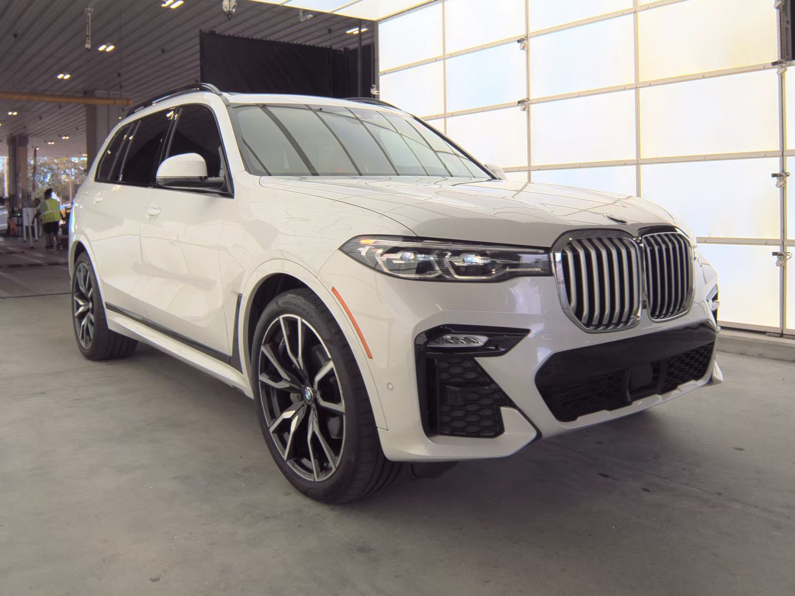 2022 BMW X7 xDrive40i AWD