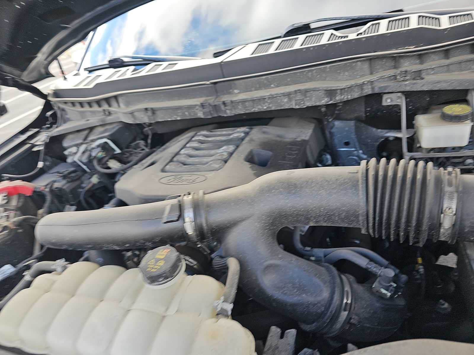 2022 Ford F-150 Lariat AWD