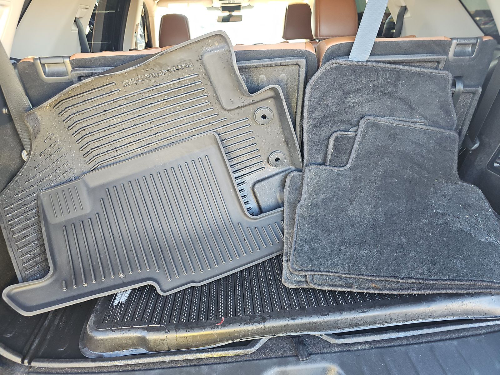 2024 Nissan Pathfinder Platinum AWD