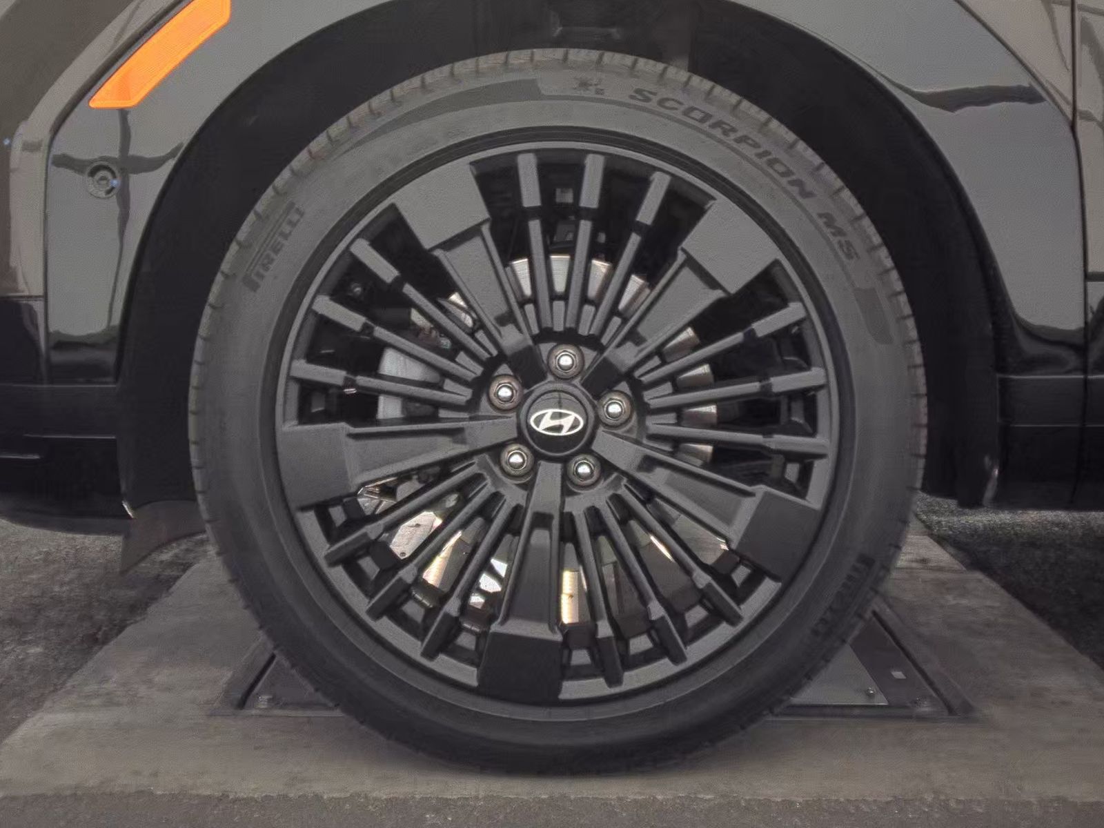 2025 Hyundai Santa Fe Hybrid Calligraphy AWD