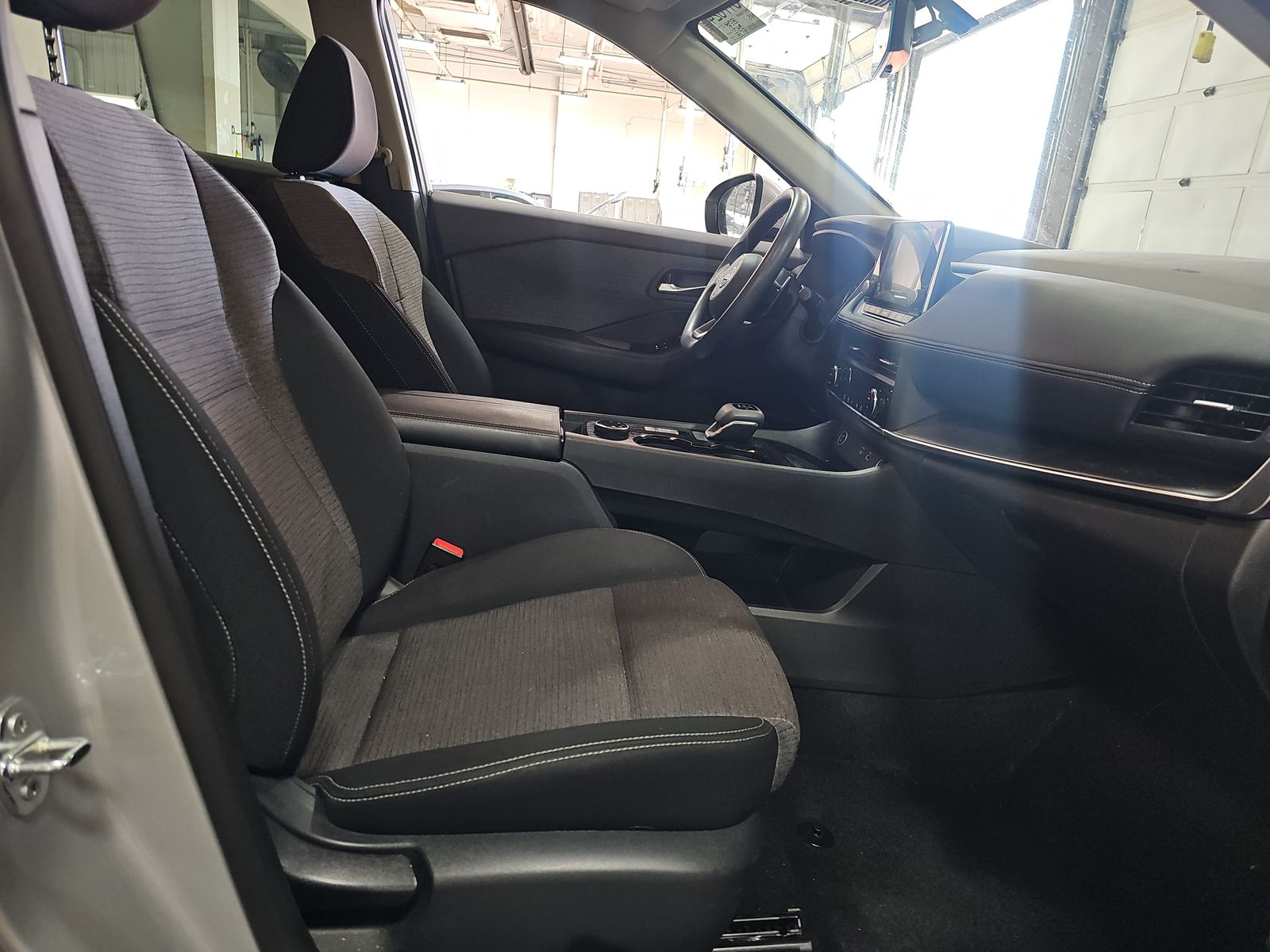 2023 Nissan Rogue SV AWD