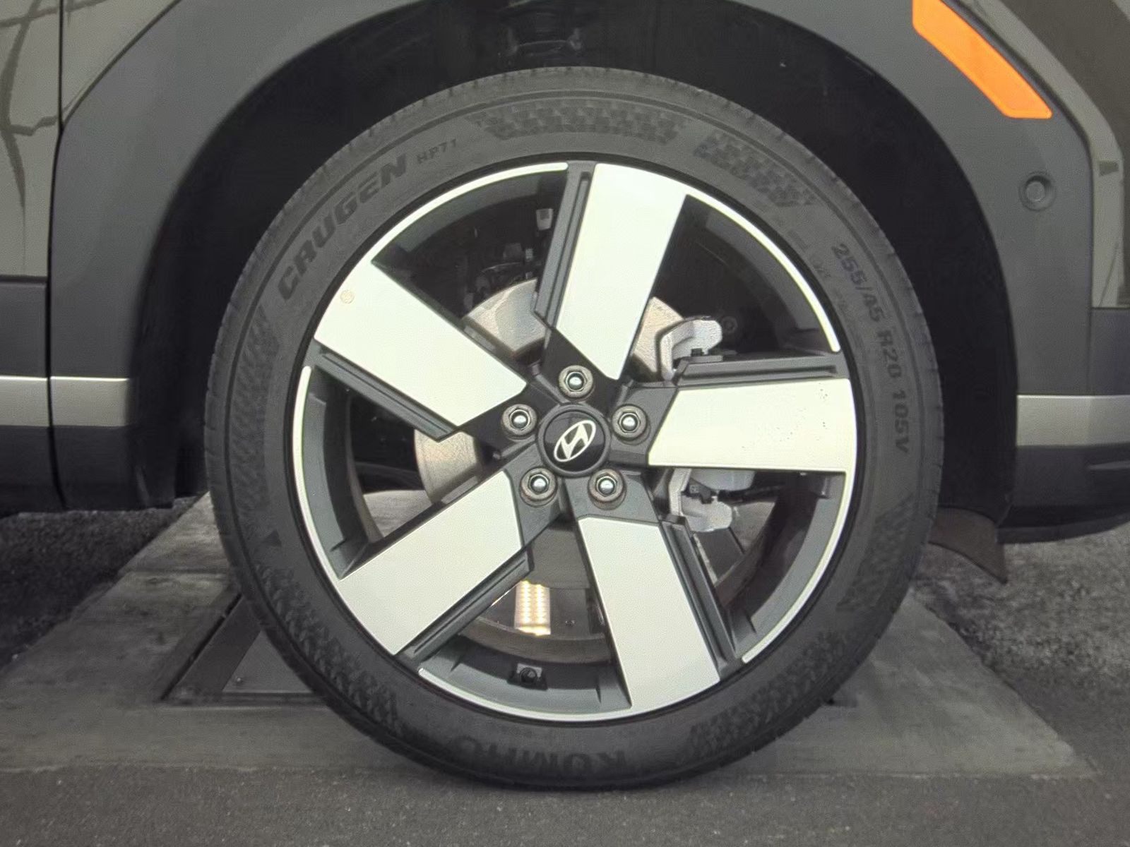 2025 Hyundai Santa Fe Hybrid Limited FWD