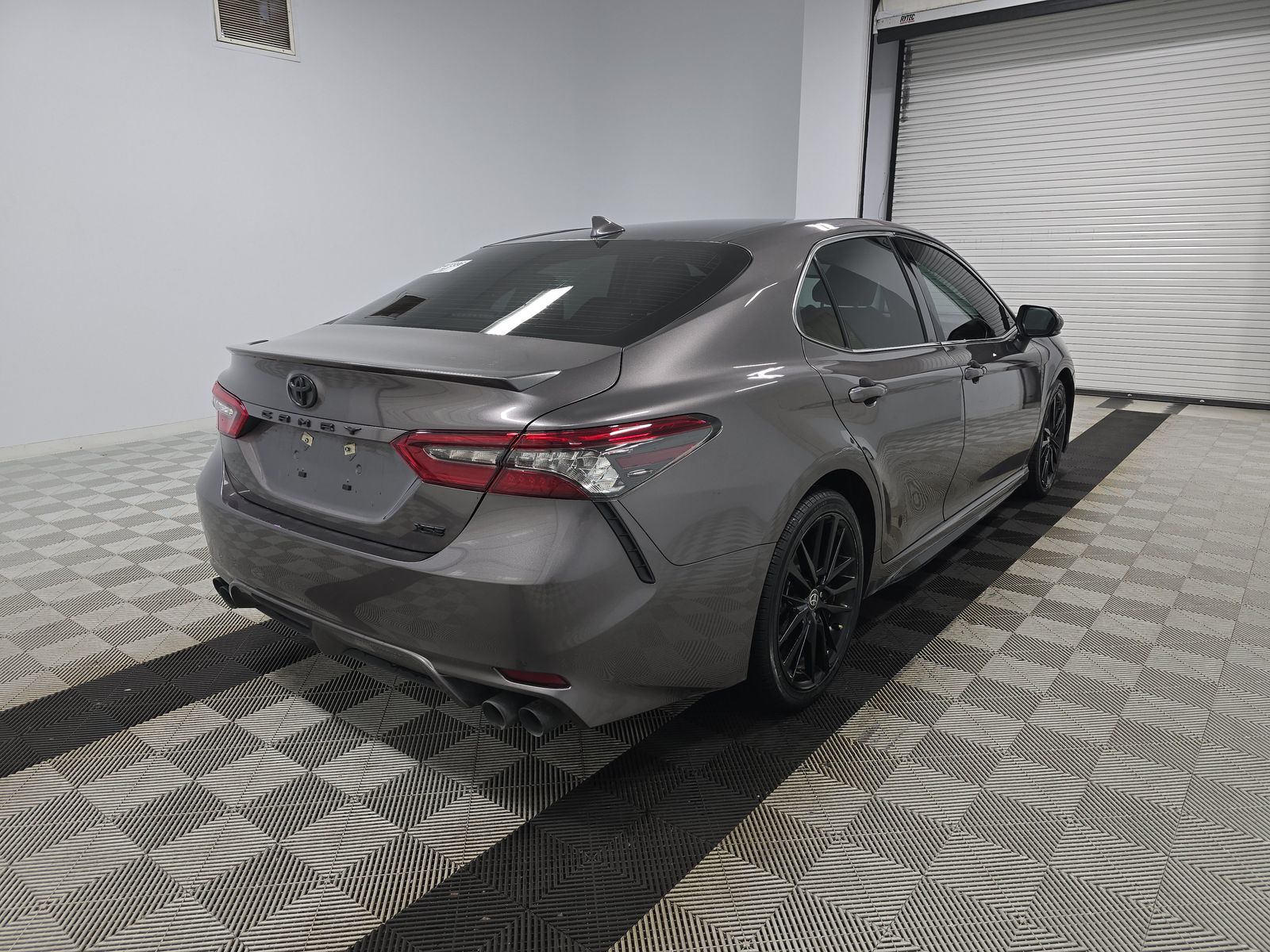 2023 Toyota Camry XSE FWD