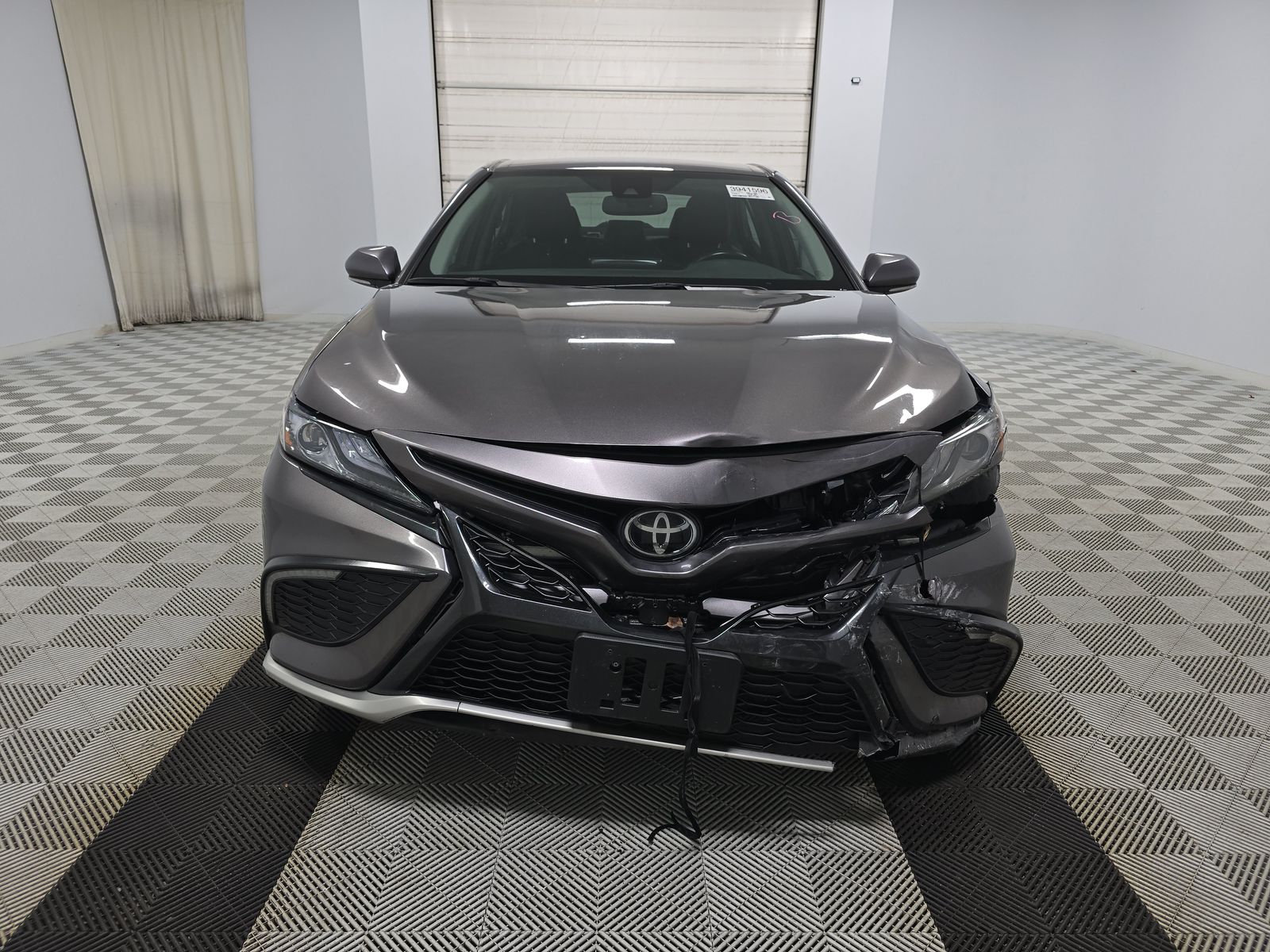 2023 Toyota Camry XSE FWD