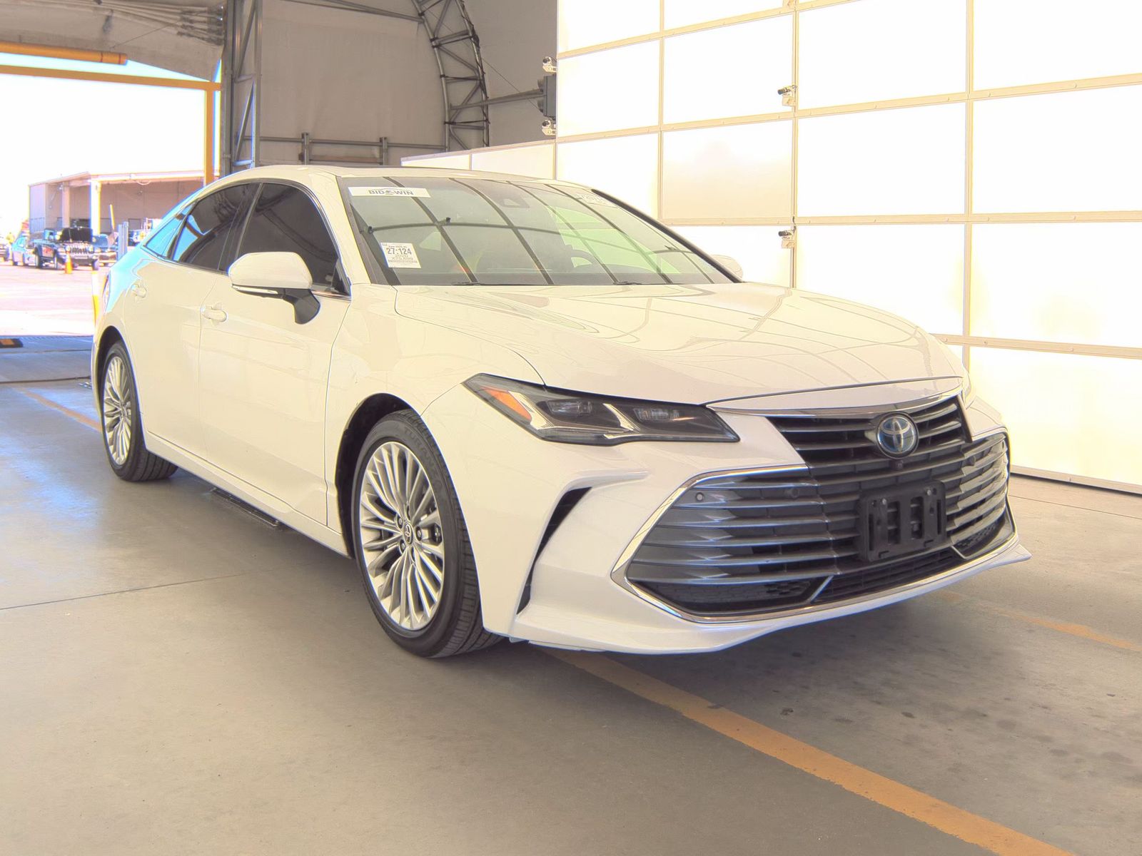2020 Toyota Avalon Hybrid Limited FWD