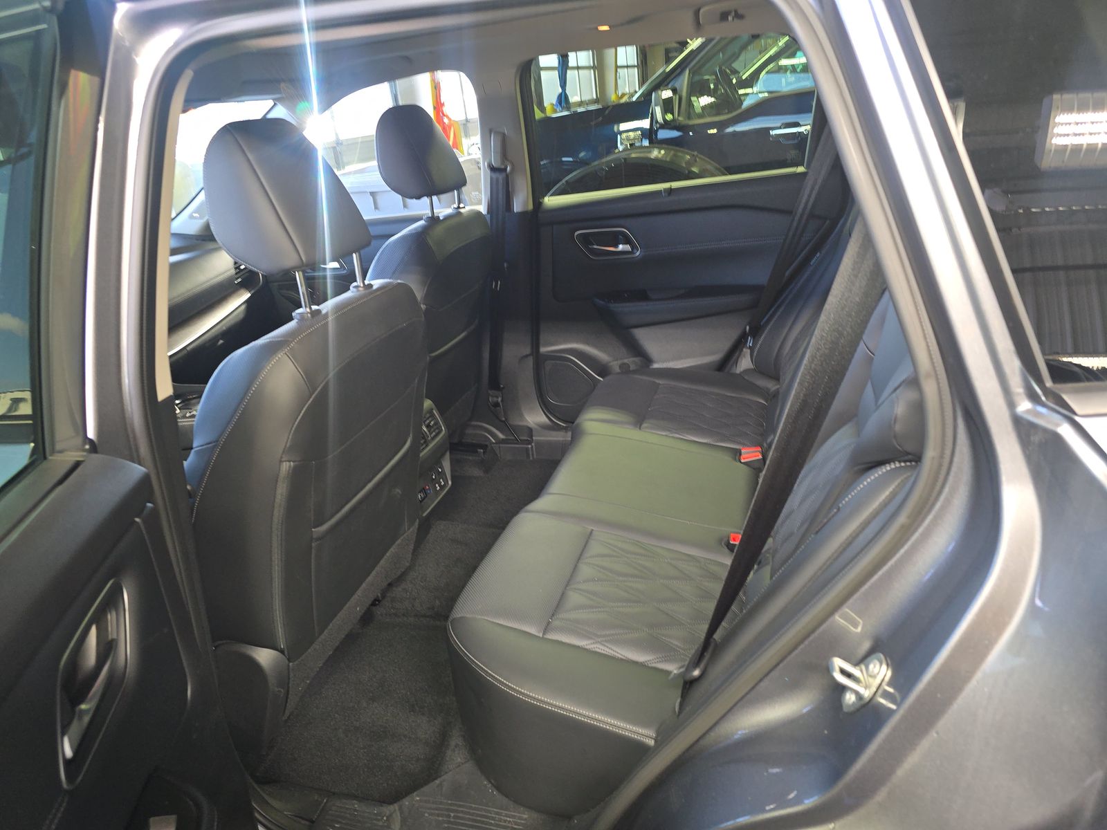 2025 Nissan Rogue Platinum AWD