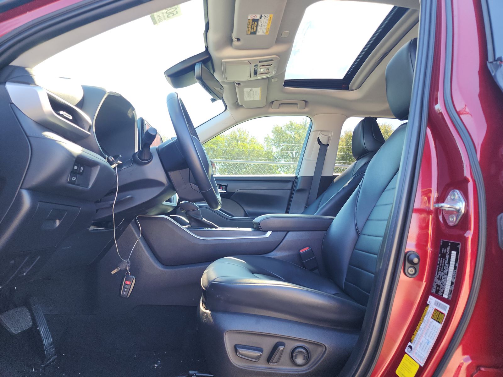 2023 Toyota Highlander XLE FWD