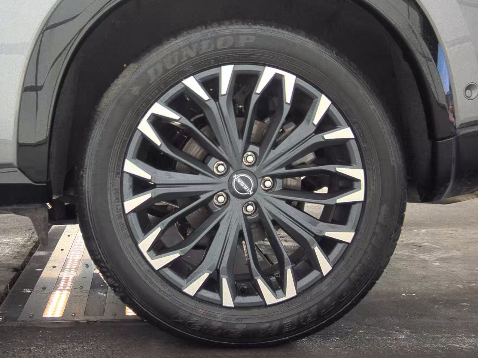 2025 Nissan Rogue Platinum AWD