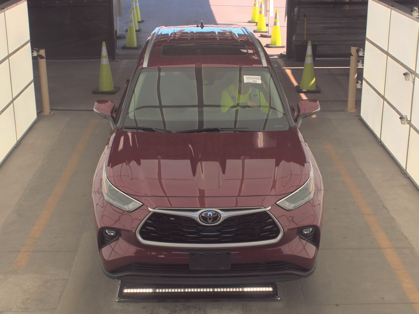 2023 Toyota Highlander XLE FWD