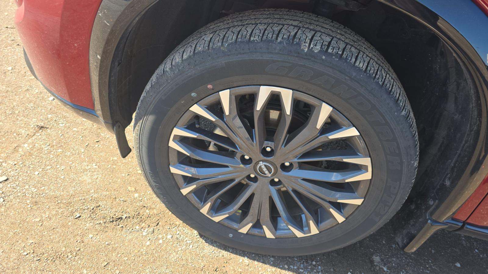 2025 Nissan Rogue Platinum AWD