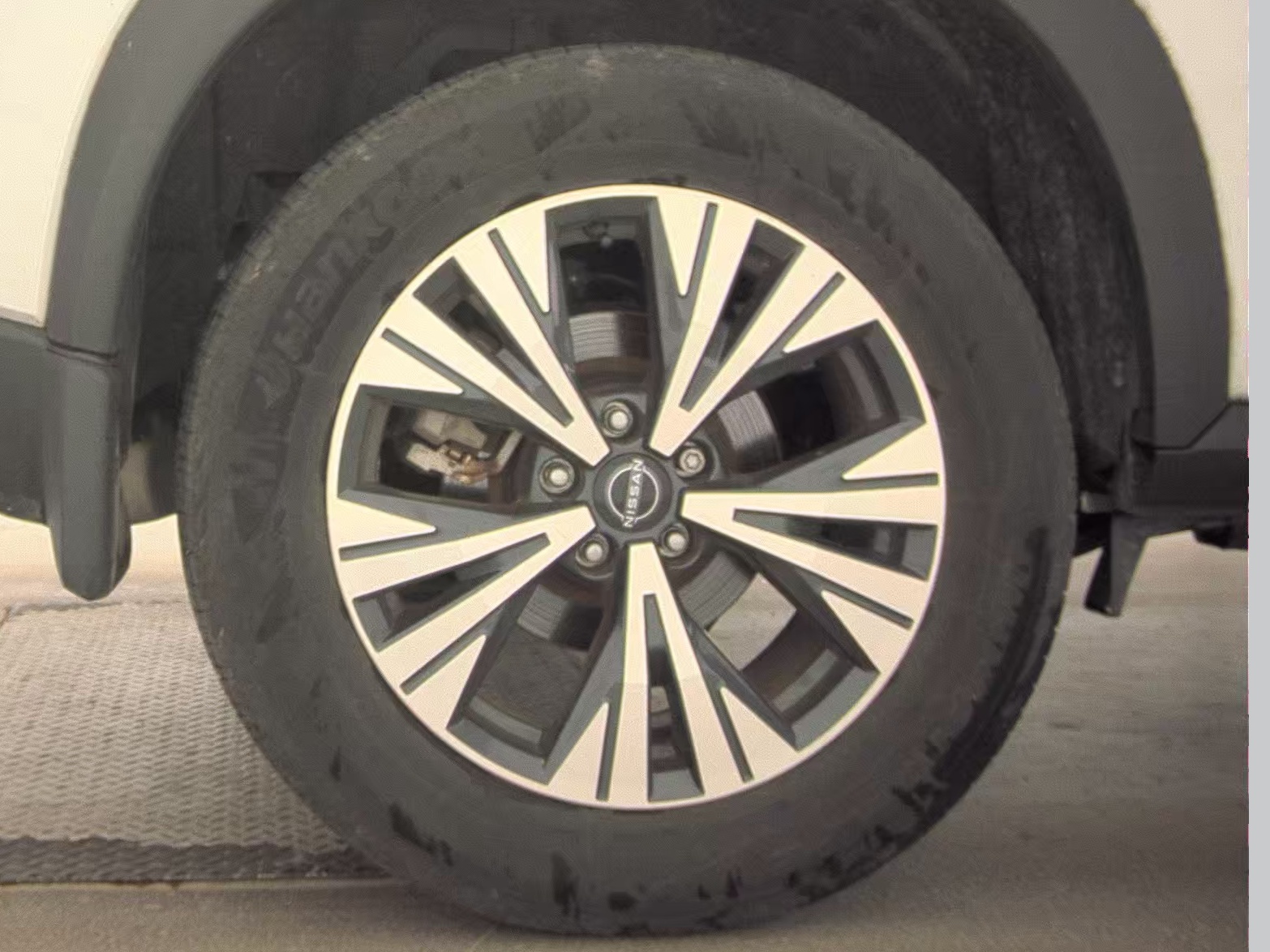 2023 Nissan Rogue SV AWD