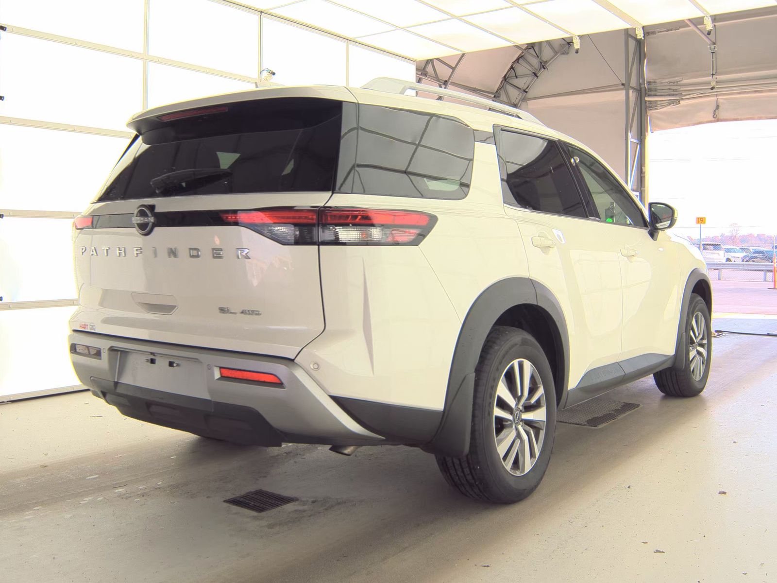 2023 Nissan Pathfinder SL AWD