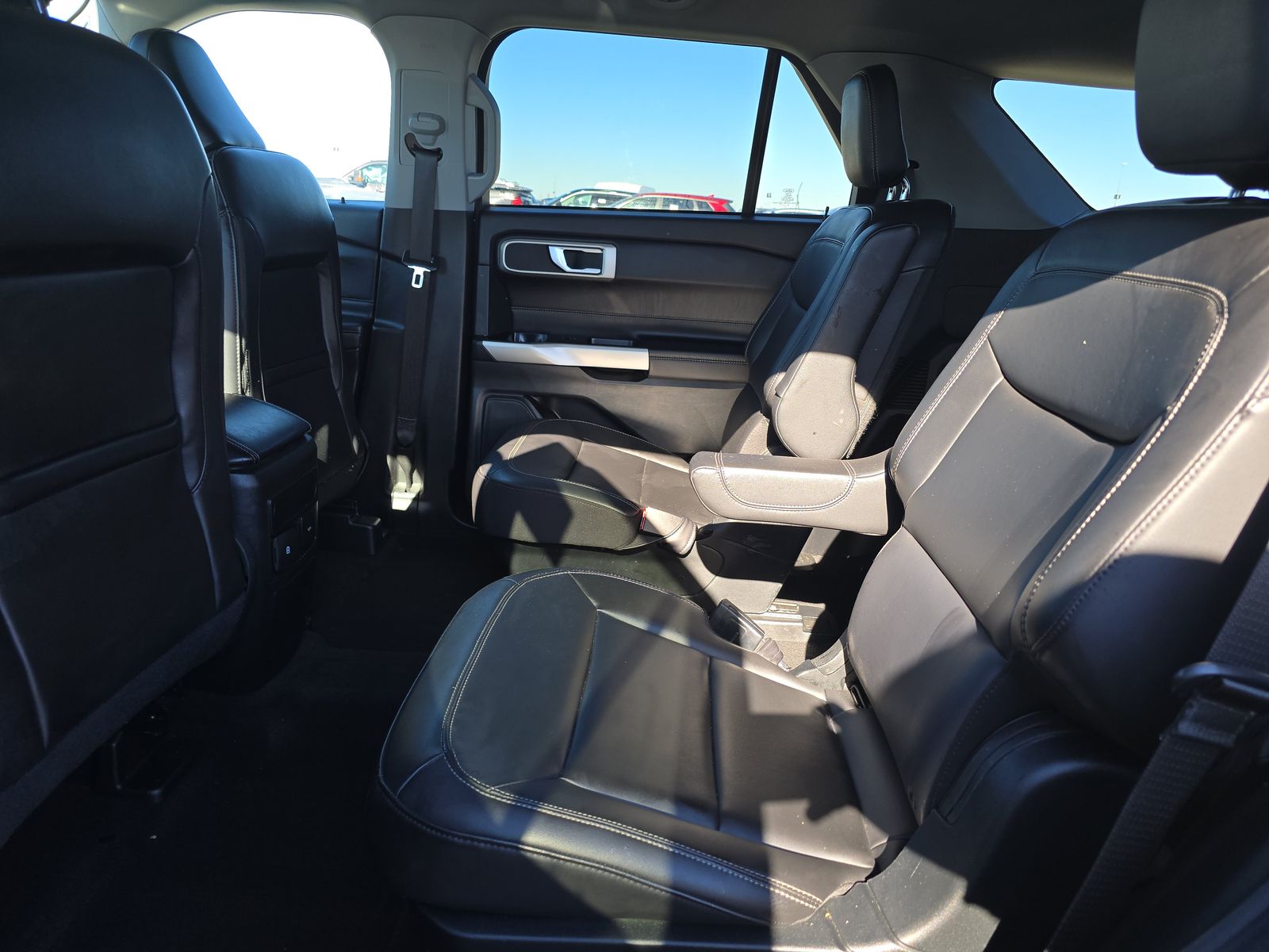 2023 Ford Explorer XLT AWD