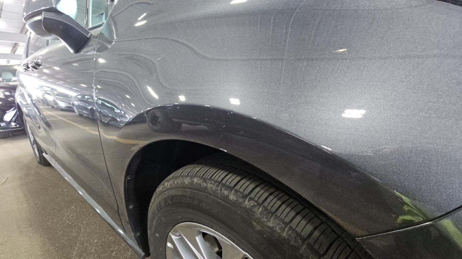 2025 Toyota Sienna LE FWD