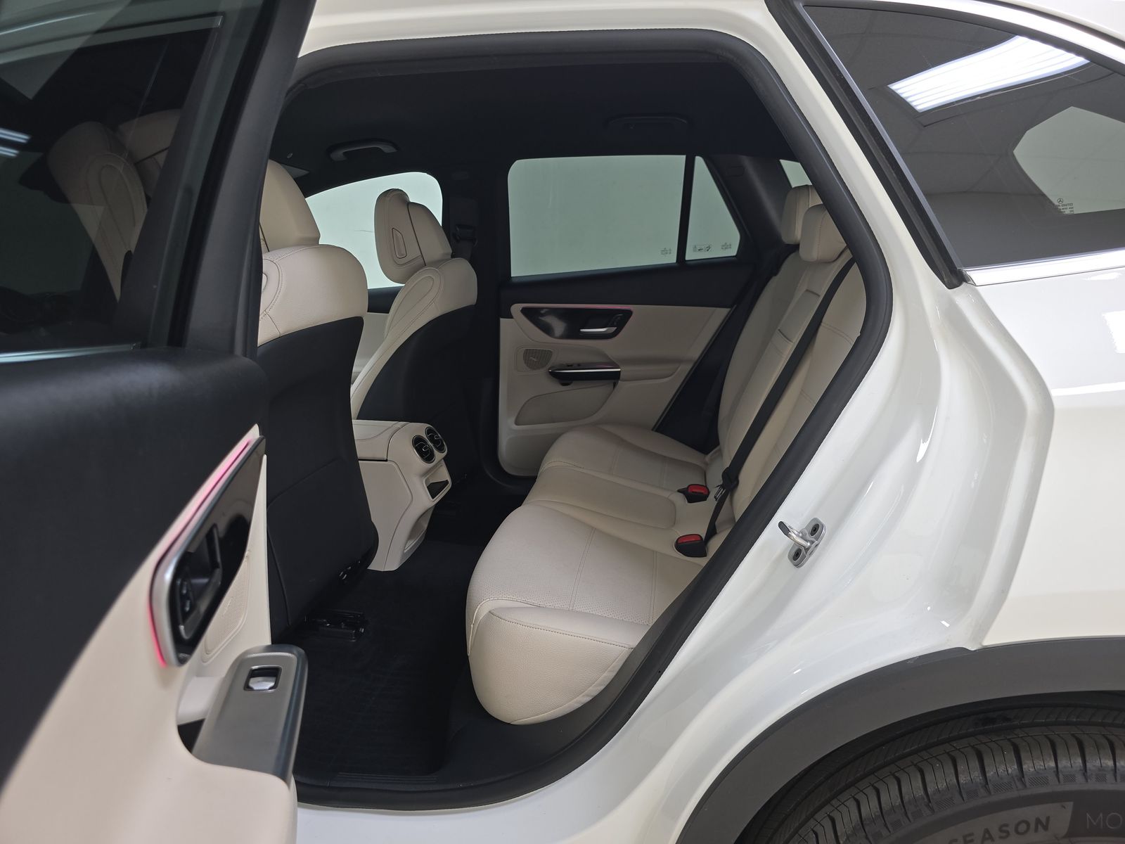 2025 Mercedes-Benz GLC GLC 300 RWD