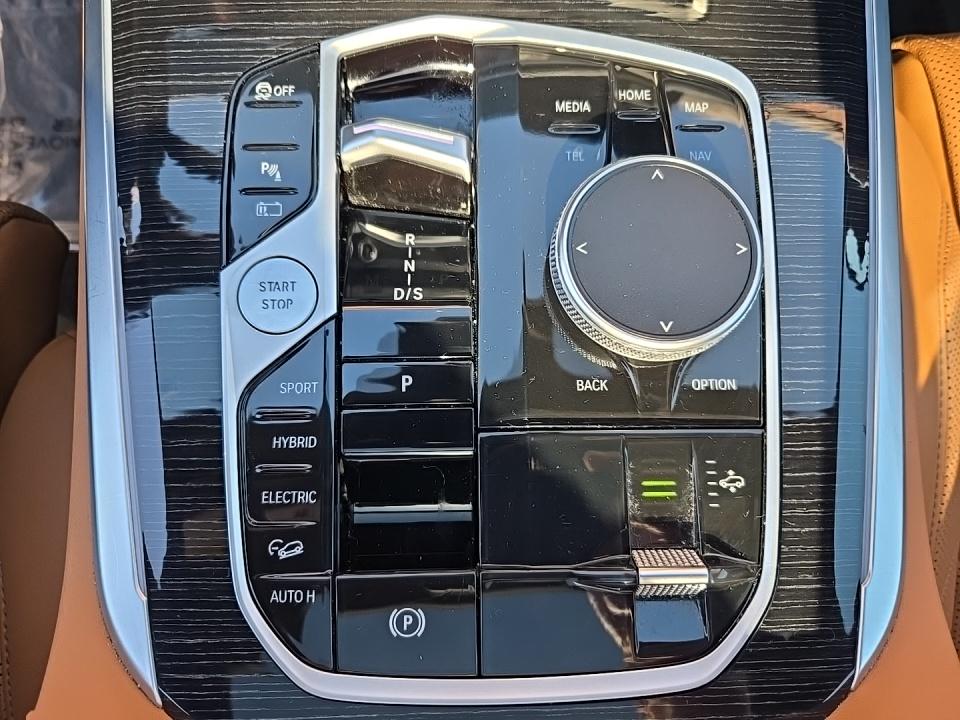 2024 BMW X5 xDrive50e AWD