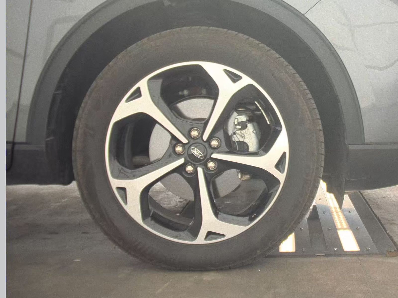 2025 Ford Escape Hybrid ST-Line Elite AWD