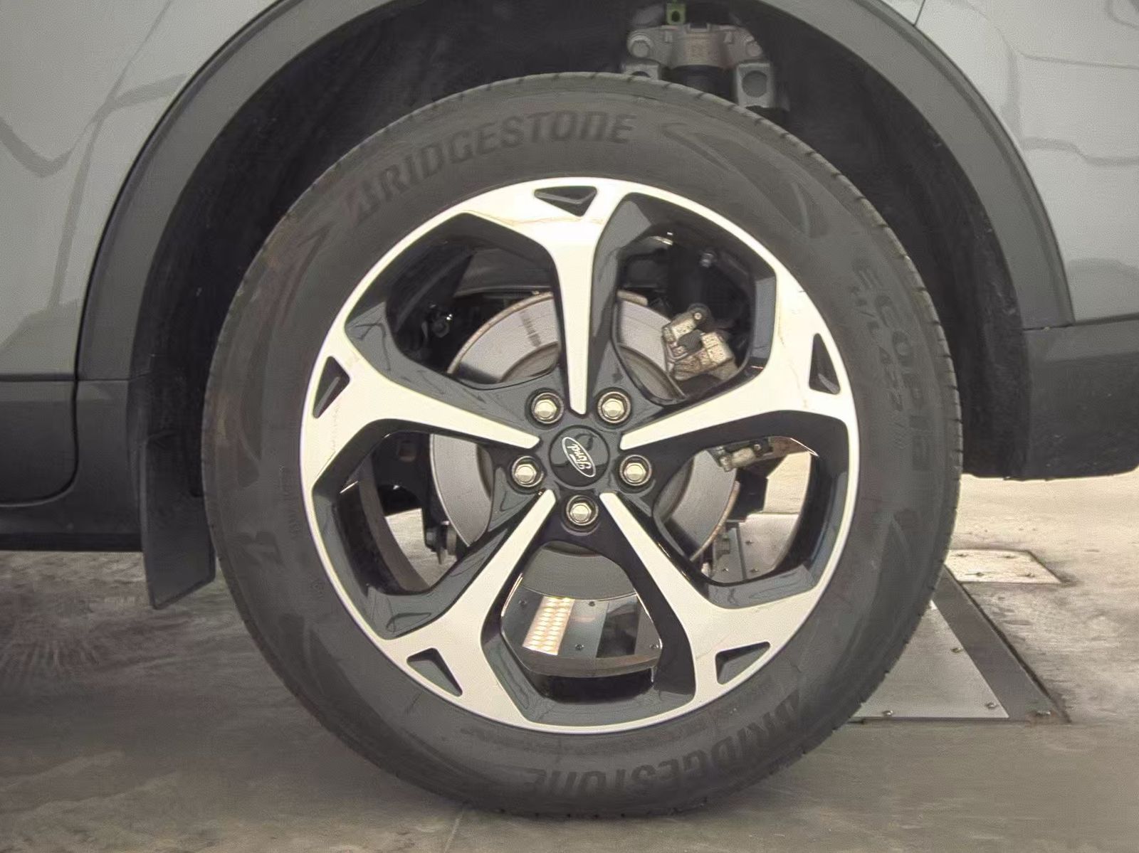 2025 Ford Escape Hybrid ST-Line Elite AWD