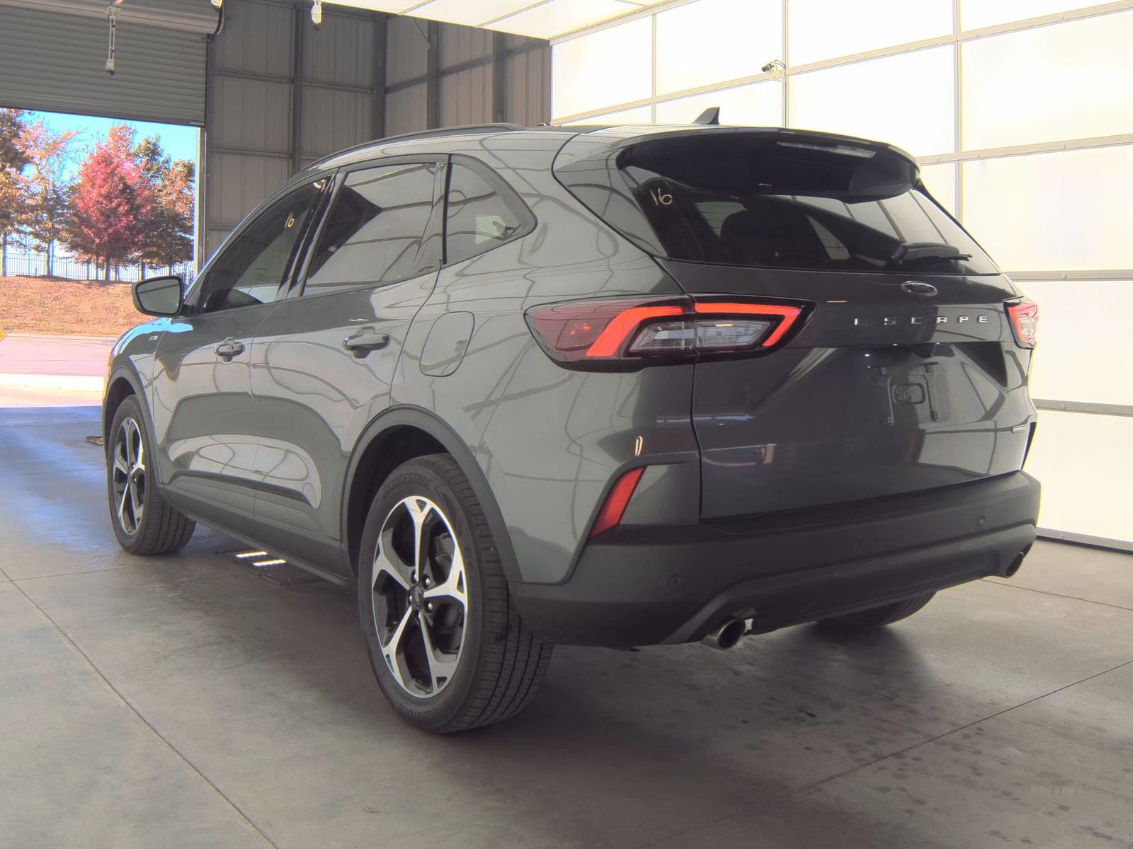 2025 Ford Escape Hybrid ST-Line Elite AWD