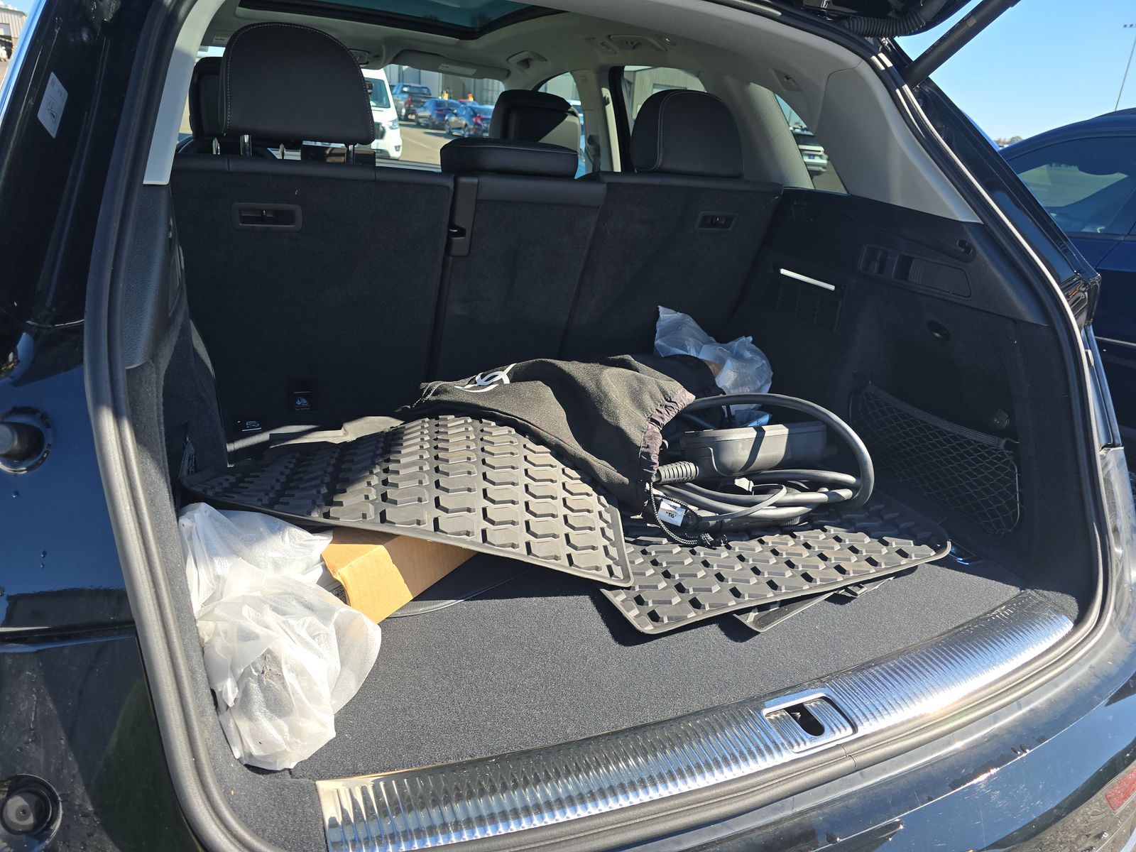 2024 Audi Q5 e Plug-In Hybrid S line Premium AWD