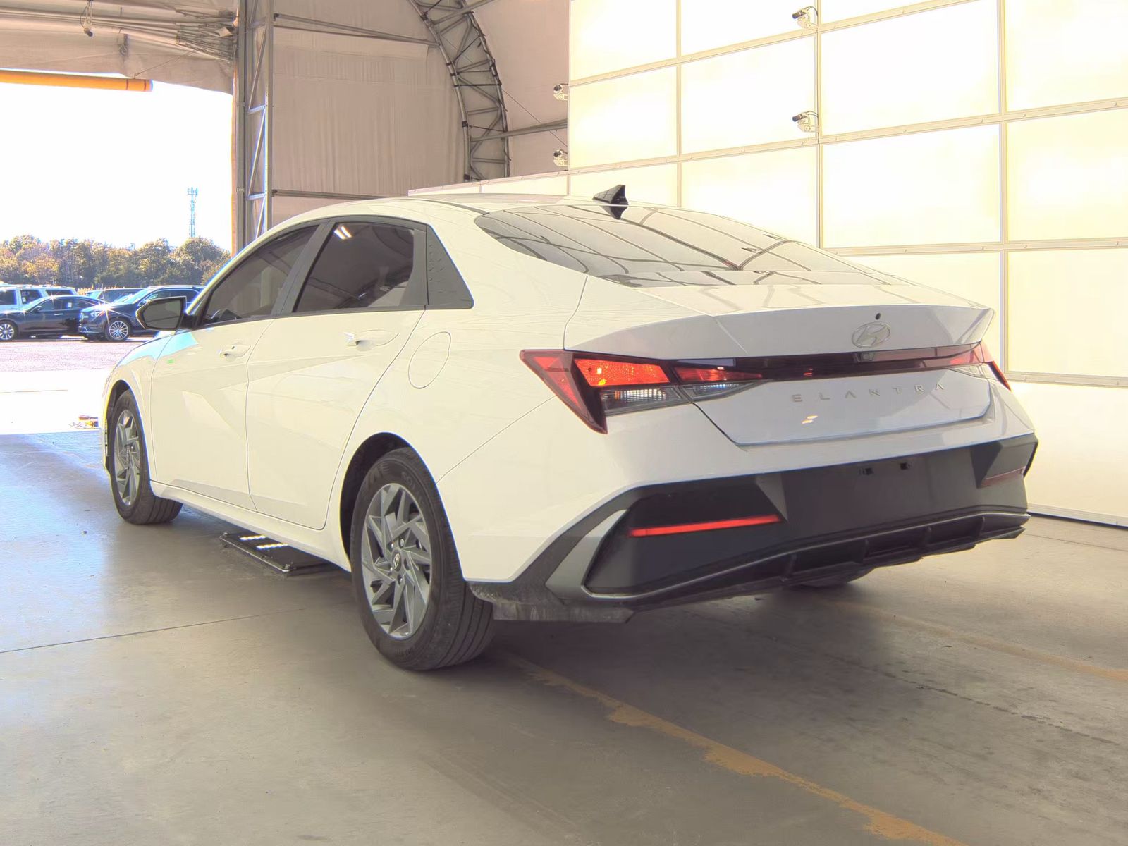 2024 Hyundai Elantra SEL FWD