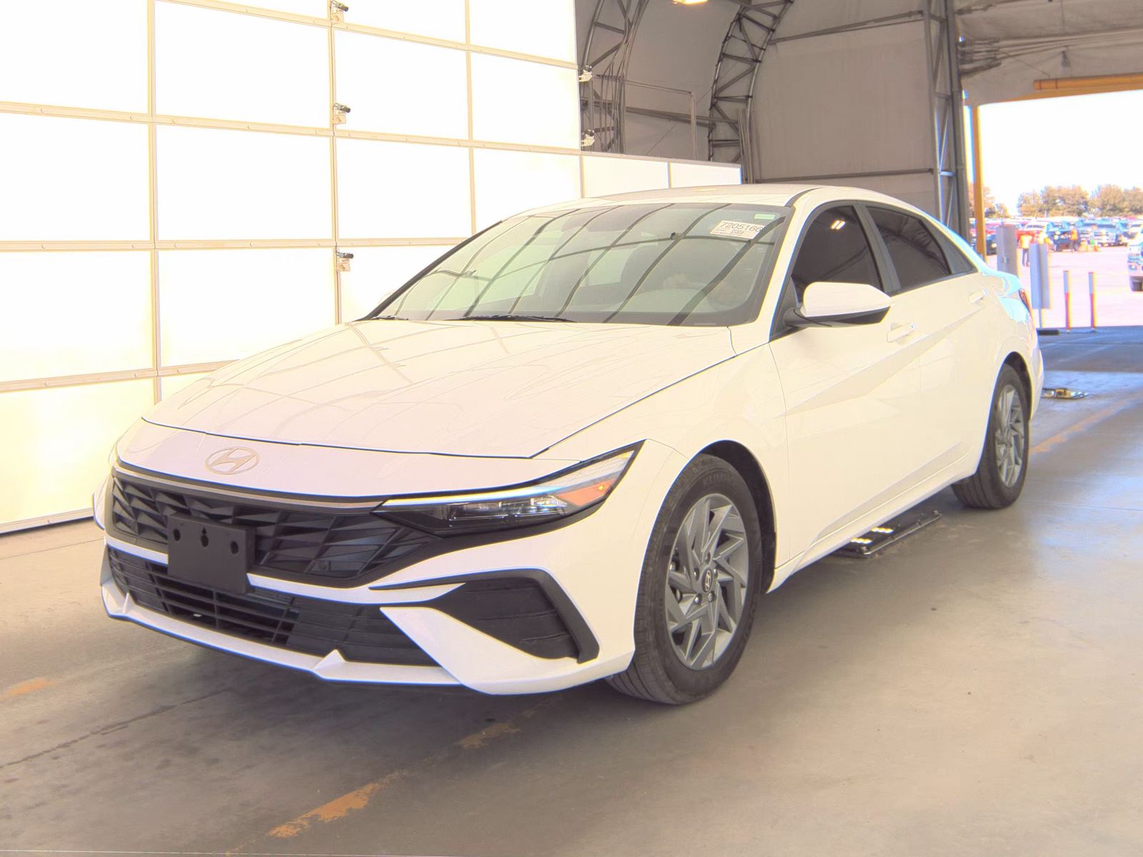 2024 Hyundai Elantra SEL FWD